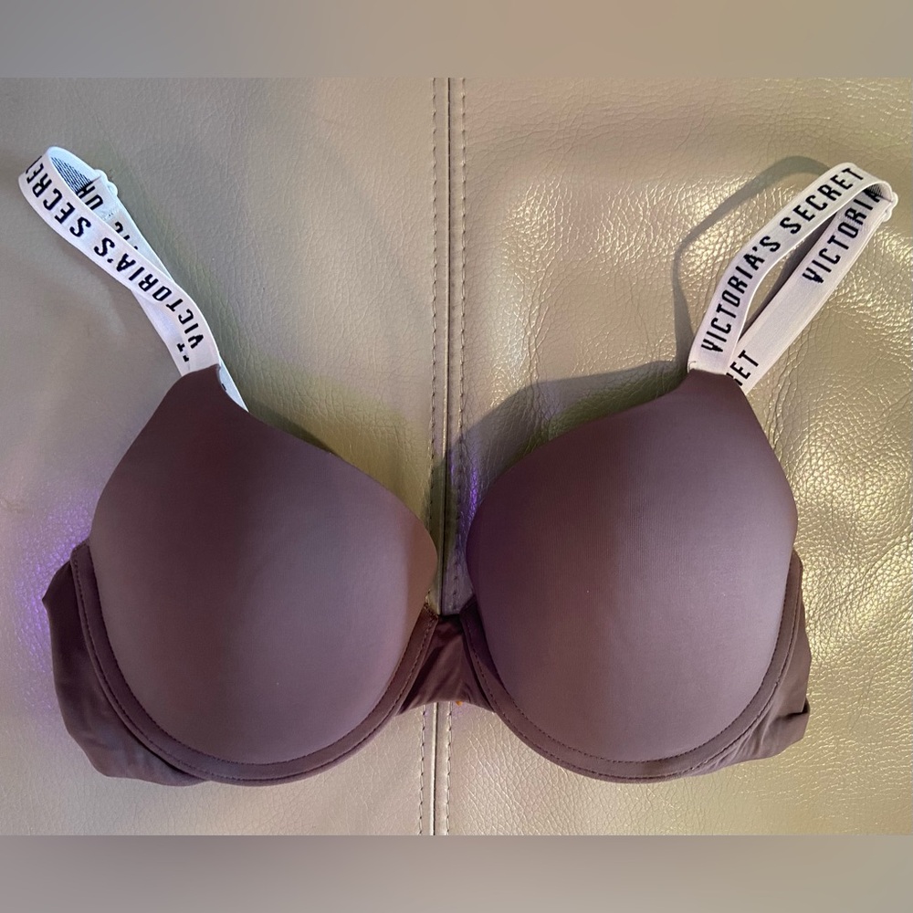 VICTORIA’S SECRET  T SHIRT PUSH UP FULL COVERAGE BRA - LOGO STRAPS - BROWN - 34C